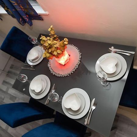 1 Bedroom-Sofabed-Worktable-4-Wifi-Parking London Kültér fotó
